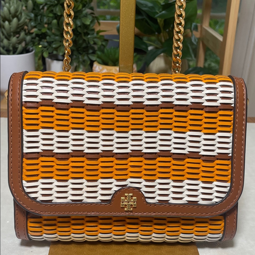 Tory Burch Emerson Woven Chain Crossbody Bag in Orange and White π§‘ - Picture 14 of 17